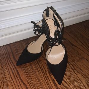 Strappy  black pumps